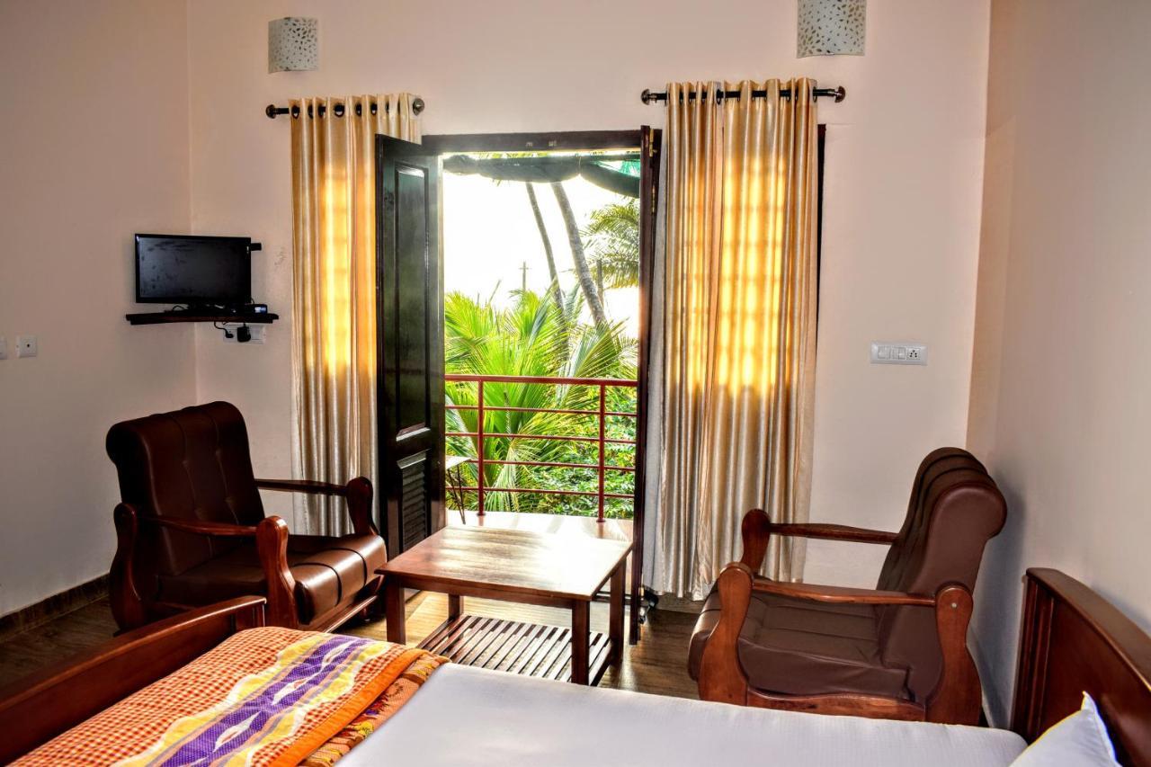 Club 7 Beach Resort Kannúr Kültér fotó